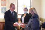 Szkolni mistrzowie wiedzy komputerowej uhonorowani