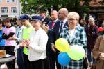 Młodzież z samochodówki paradą uczciła święto miasta