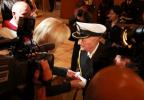 Sztandar 1 MPS z repliką Orderu Virtuti Militari