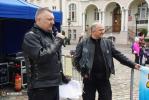 Motocykliści pomogli dzieciom