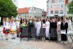Młodzież z samochodówki paradą uczciła święto miasta