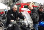 Motocykliści pomogli dzieciom