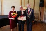 Małżonkowie jubilaci uhonorowani medalami w pałacu