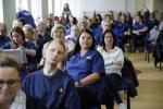 Studenci pielęgniarstwa odebrali swoje pierwsze uniformy 