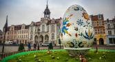 Mega-pisanka zdobi wejherowski rynek