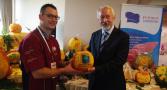 Wejherowo rzeźbione w owocach i warzywach