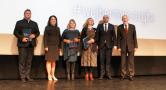 Laureatki II i III miejsca - pośrodku