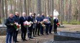 Pamięć o ofiarach w Lasach Piaśnickich 
