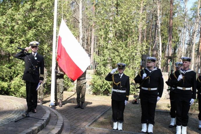 W hołdzie ofiarom zbrodni piaśnickiej