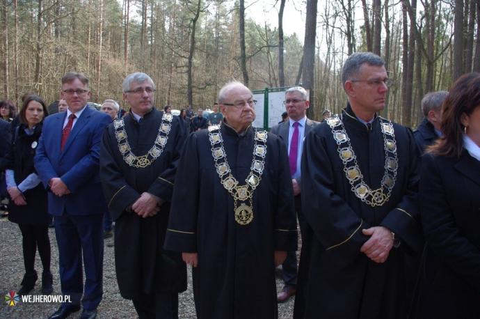 Hołd i pamięć ofiarom piaśnickiej kaźni