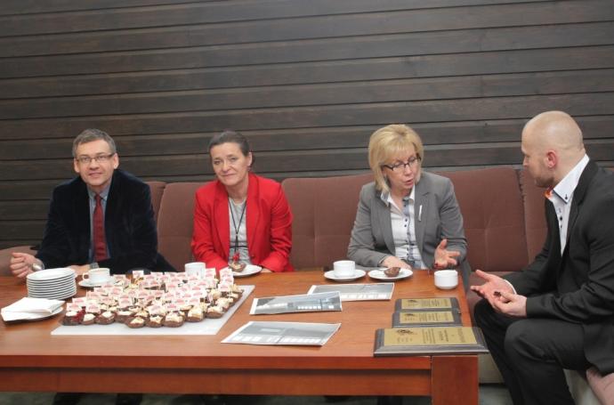 Tytani mają stałą siedzibę