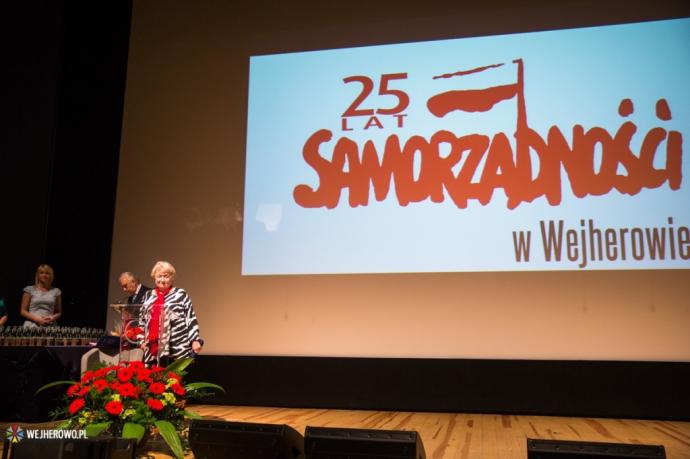 25 lat wejherowskiego samorządu