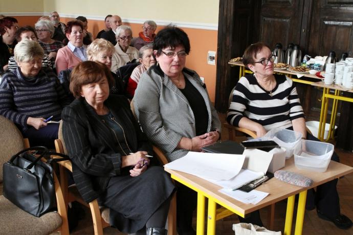 Krystyna Laskowska ponownie Prezesem Stowarzyszenia WUTW
