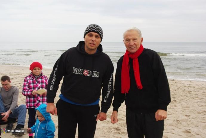 Kąpiel morska z okazji Święta Niepodległości