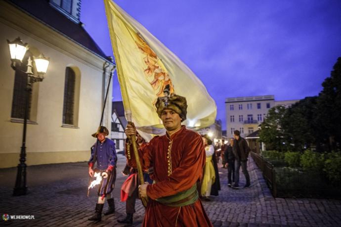Rekonstruktorzy z całej Polski walczyli w Wejherowie 