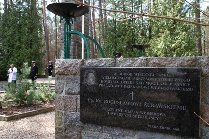 Hołd ofiarom zbrodni piaśnickiej