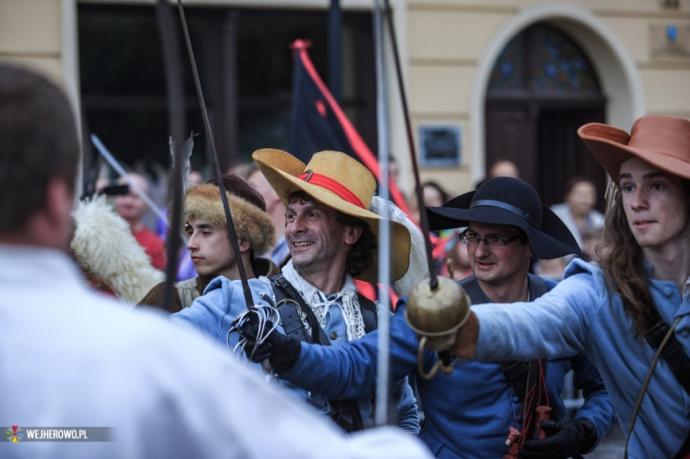 Rekonstrukcja historyczna w Wejherowie zgromadziła tłumy widzów