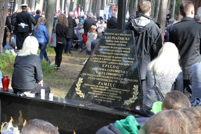 Pomnik profesora Gerarda Labudy stanął w Luzinie