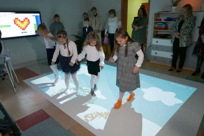 Otwarcie gabinetu terapii interaktywnej w „dziewiątce”
