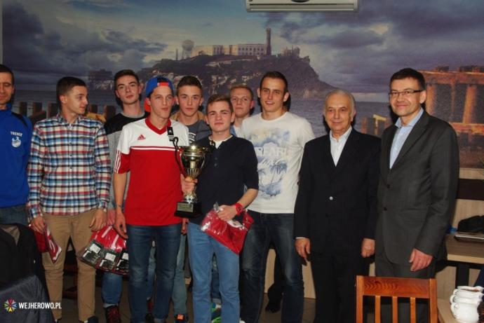 Gratulacje i wyróżnienia dla piłkarzy amatorów