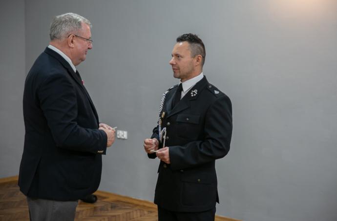 Strażacy spotkali się, by uczcić nadchodzące święta 
