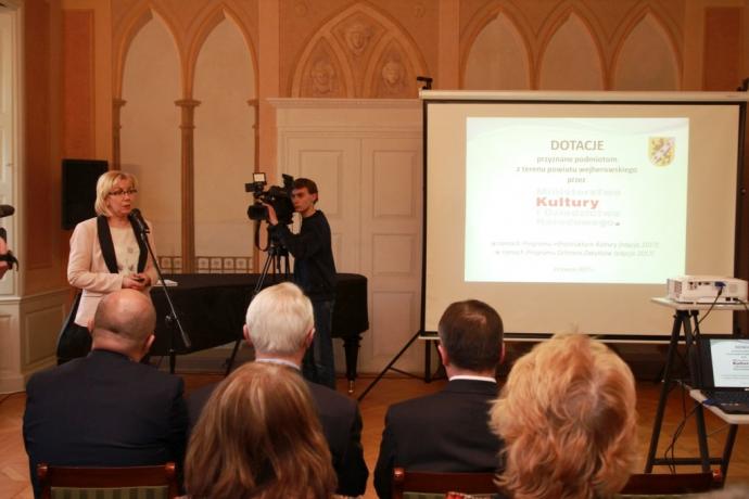 Jest dotacja Ministerstwa Kultury na Książnicę prof. Labudy