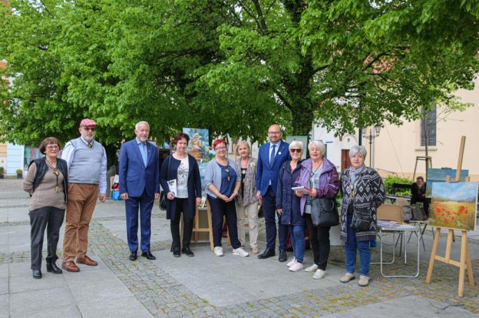 Wejherowscy artyści zainaugurowali warsztaty malarskie 