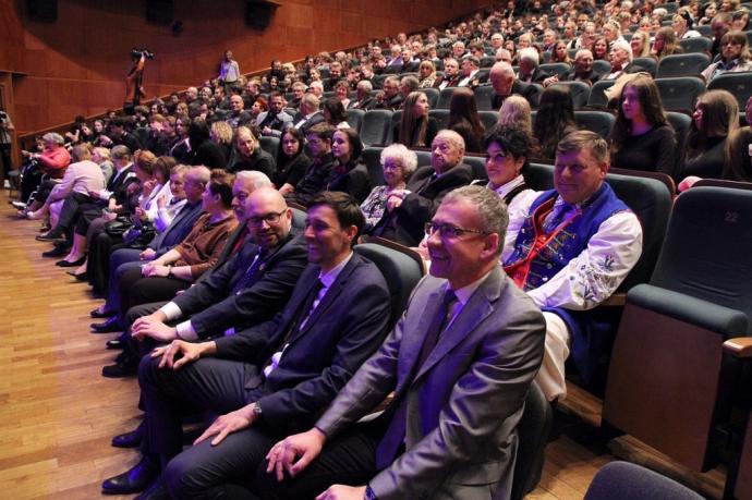 Chór Szczygiełki z Poniatowej wyśpiewał Grand Prix Festiwalu Pieśni o Morzu w Wejherowie