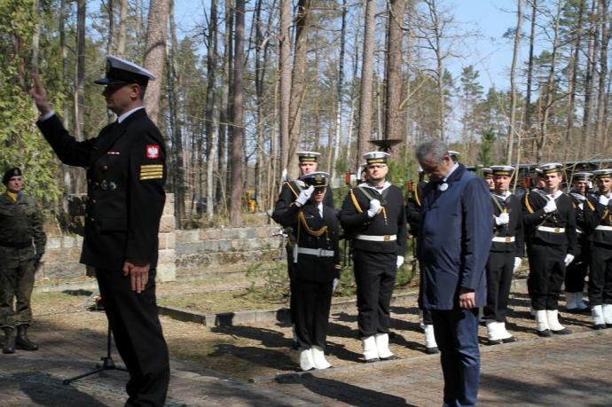 W hołdzie ofiarom zbrodni piaśnickiej