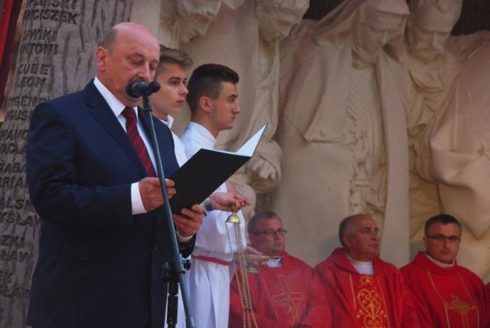 Hołd ofiarom zbrodni piaśnickiej