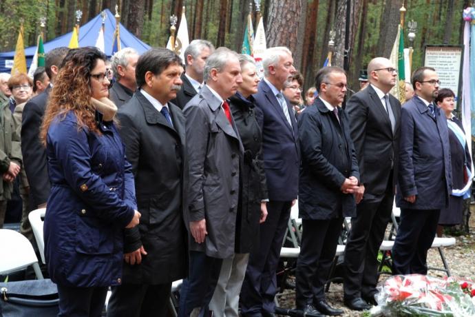 Pomnik profesora Gerarda Labudy stanął w Luzinie