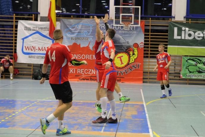 Zwycięstwo Tytanów na inaugurację ligi 