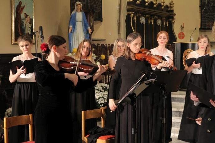 Jubileuszowy koncert Art'n'voices w kolegiacie