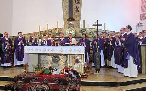 
Tablica ku czci ofiar tragedii smoleńskiej&nbsp;
