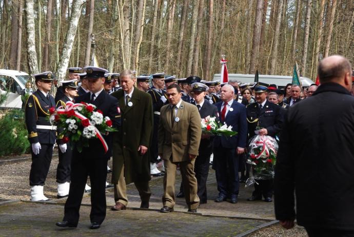 Hołd ofiarom zbrodni piaśnickiej