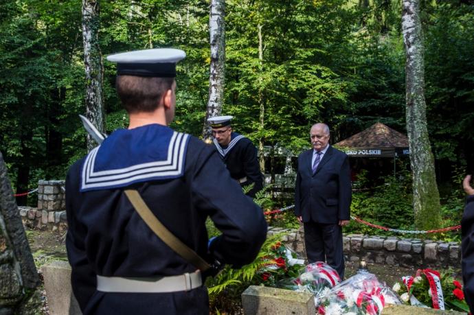 Pamiętamy o żołnierzach 1 MPS poległych pod Białą 