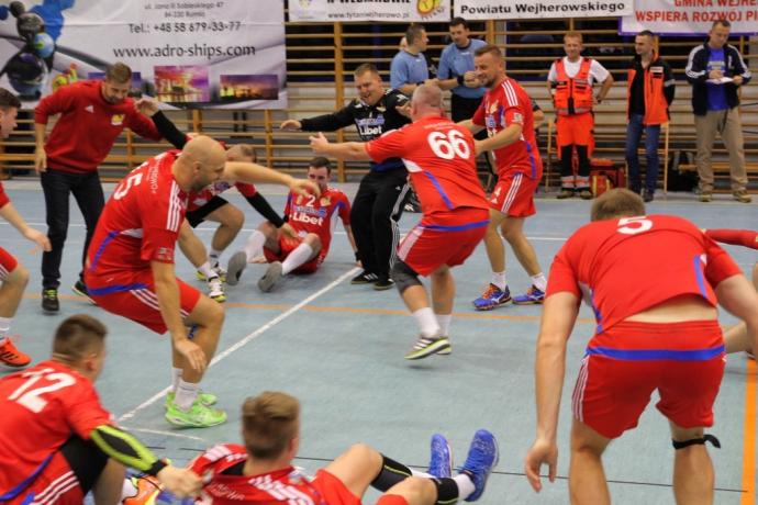 Zwycięstwo Tytanów na inaugurację ligi 
