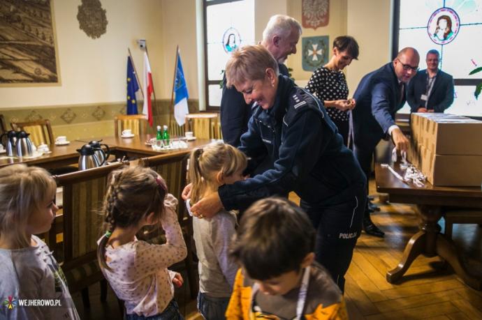 1,5 tys. odblasków dla małych wejherowian