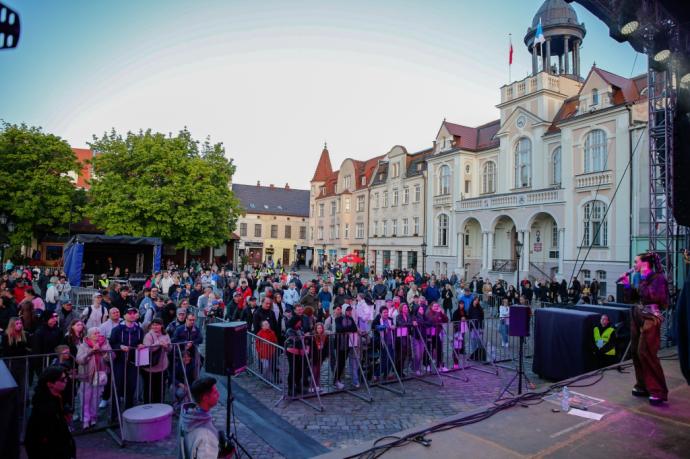 Urodzinowy wieczór w sercu miasta! 