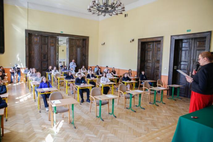 Uczniowie i mieszkańcy zmierzyli się z językowymi łamigłówkami   