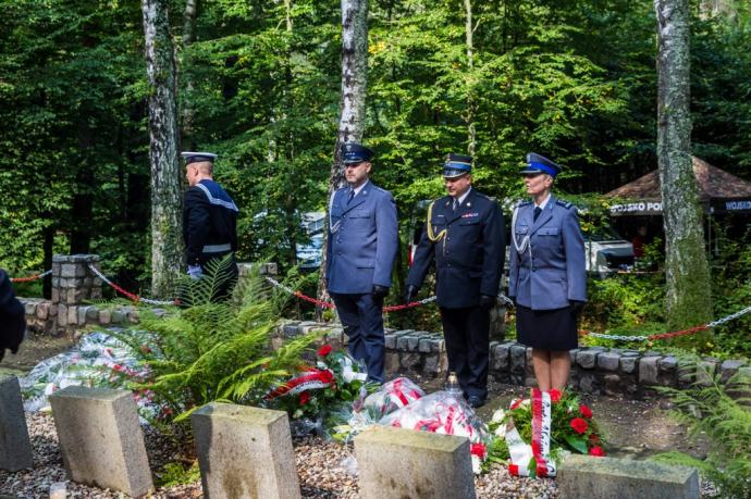 Pamiętamy o żołnierzach 1 MPS poległych pod Białą 