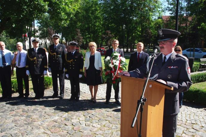 Hołd żołnierzom kampanii wrześniowej i ofiarom II wojny światowej