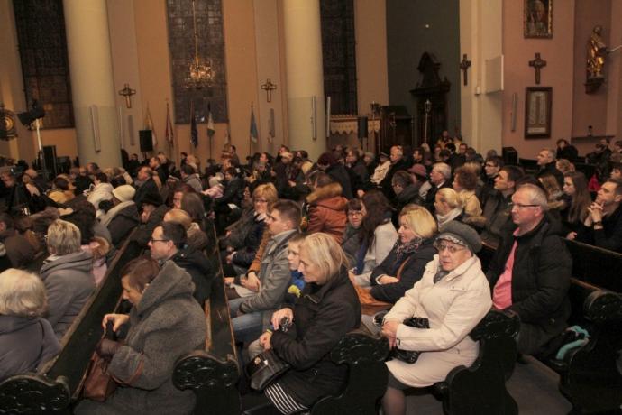 Jubileuszowy koncert Art'n'voices w kolegiacie