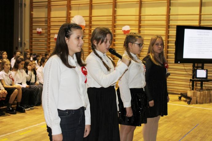 Wieczór niepodległościowy w wejherowskiej „dziewiątce”