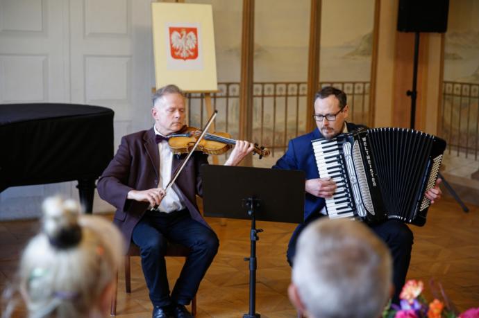 Medale Róży dla szczęśliwych Jubilatów 