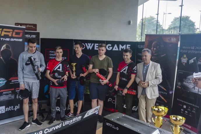 Wakacyjne Super Game E-Sport w Wejherowie