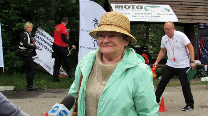 Na nartorolkach sportowo i charytatywnie