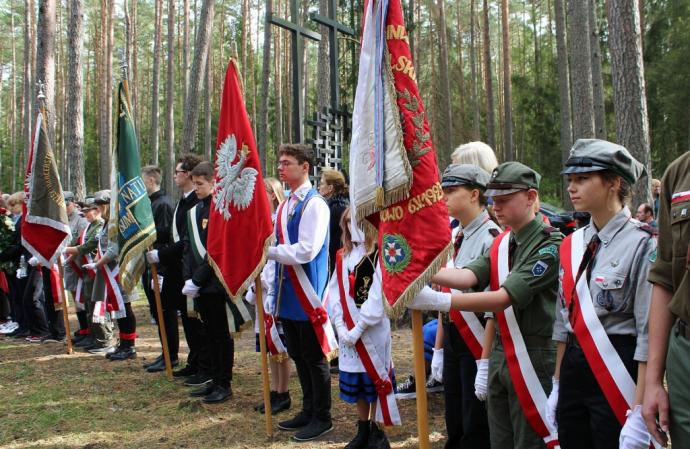 Pielęgnowanie pamięci o ofiarach zbrodni piaśnickiej
