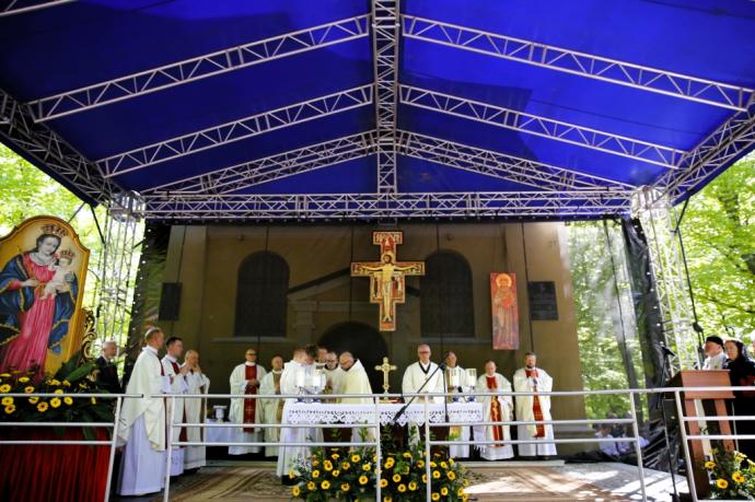 Duchowa stolica Kaszub tętni życiem - za nami Odpust Wniebowstąpienia Pańskiego