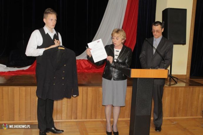 Najlepsi uczniowie otrzymali stypendia